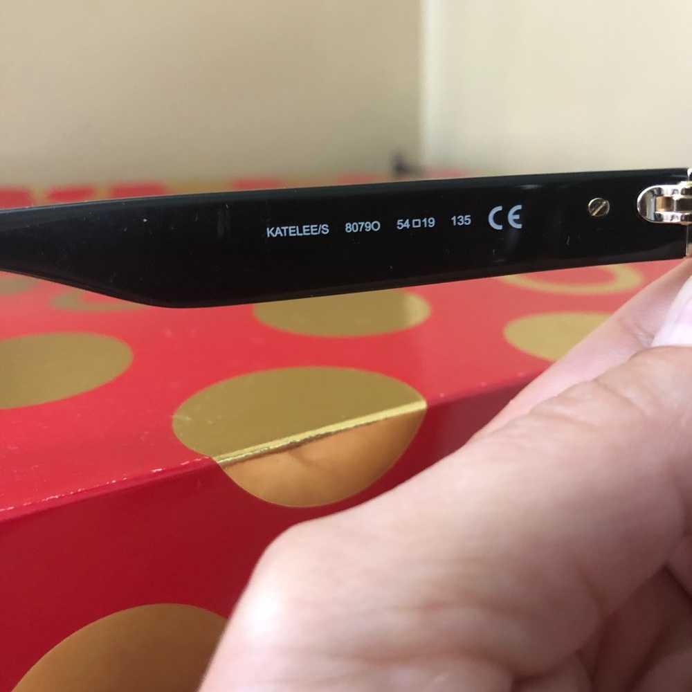 COPY - Kate Spade women sunglasses 🕶 - Picture 4 of 7